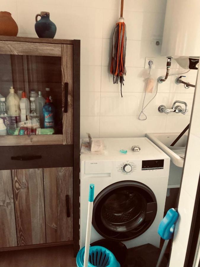 Apartamento Playa Del Cristo Estepona Eksteriør billede